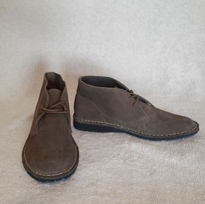 "Eric" suede ankle boot - Sz 8.5 (Mens)